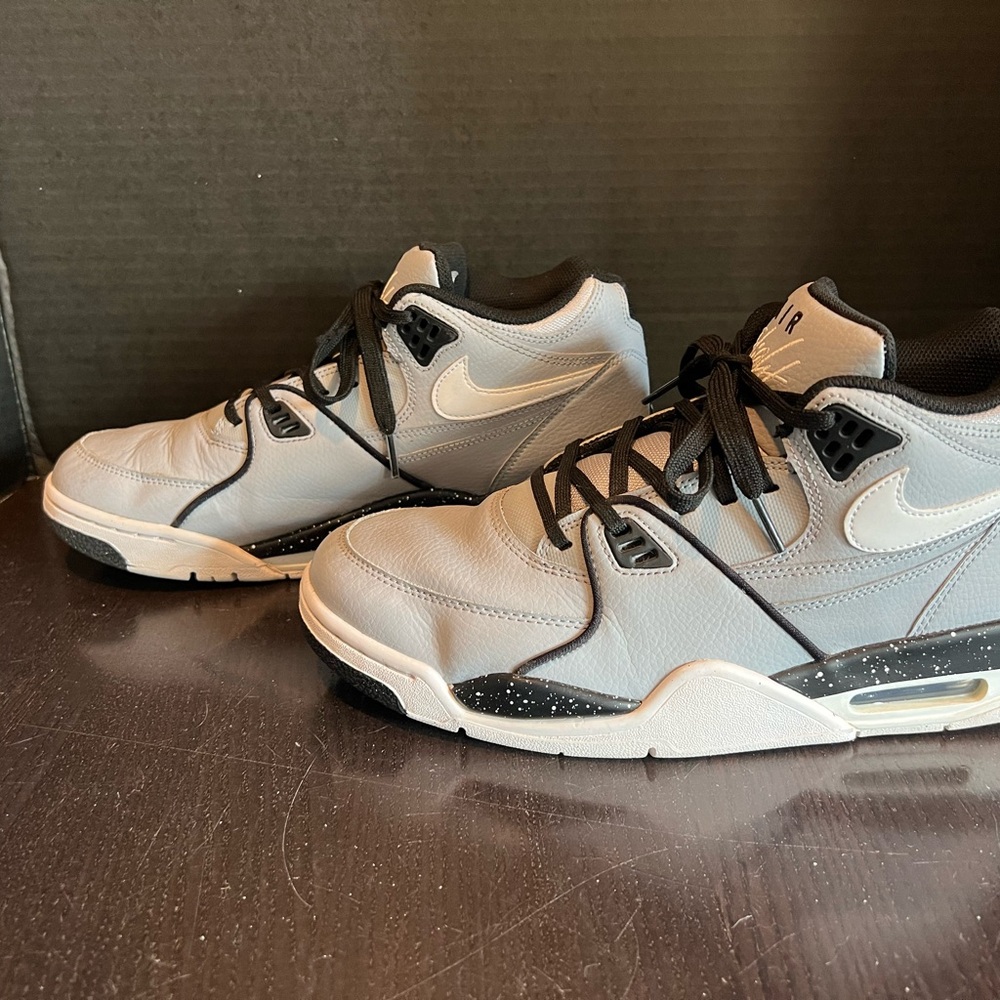 Nike Air Flight 89 Wolf Grey/White/Black Speckled 306252-027 Men's Size 11.5